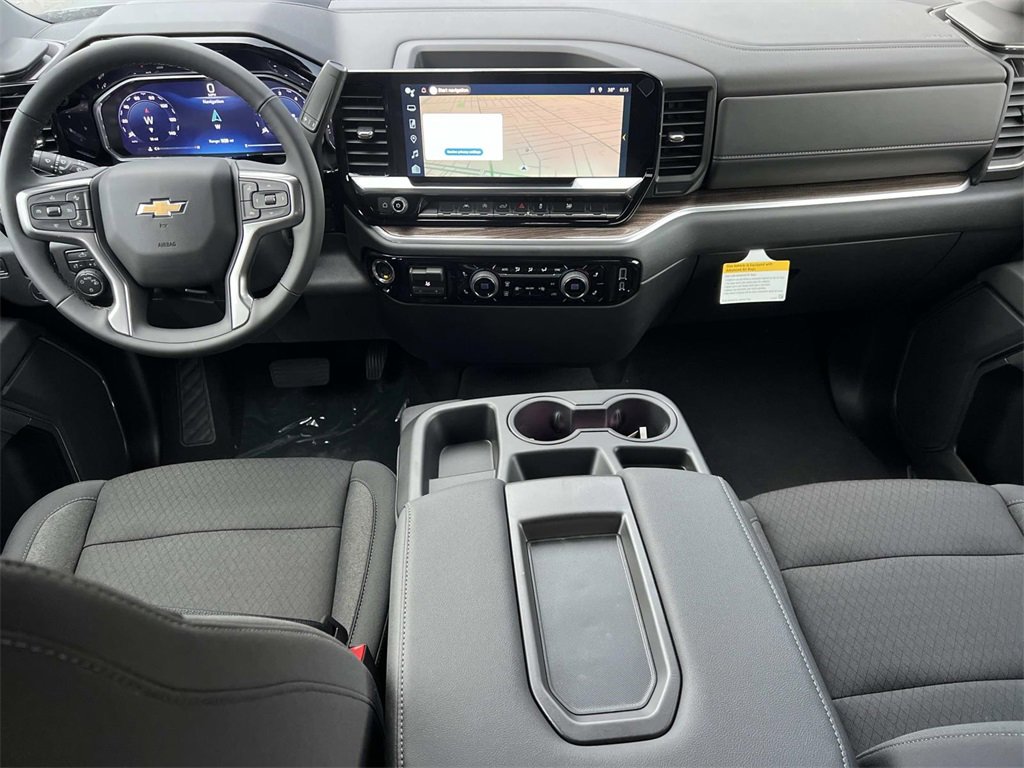 2026 Chevrolet Silverado 1500 LT photo 3