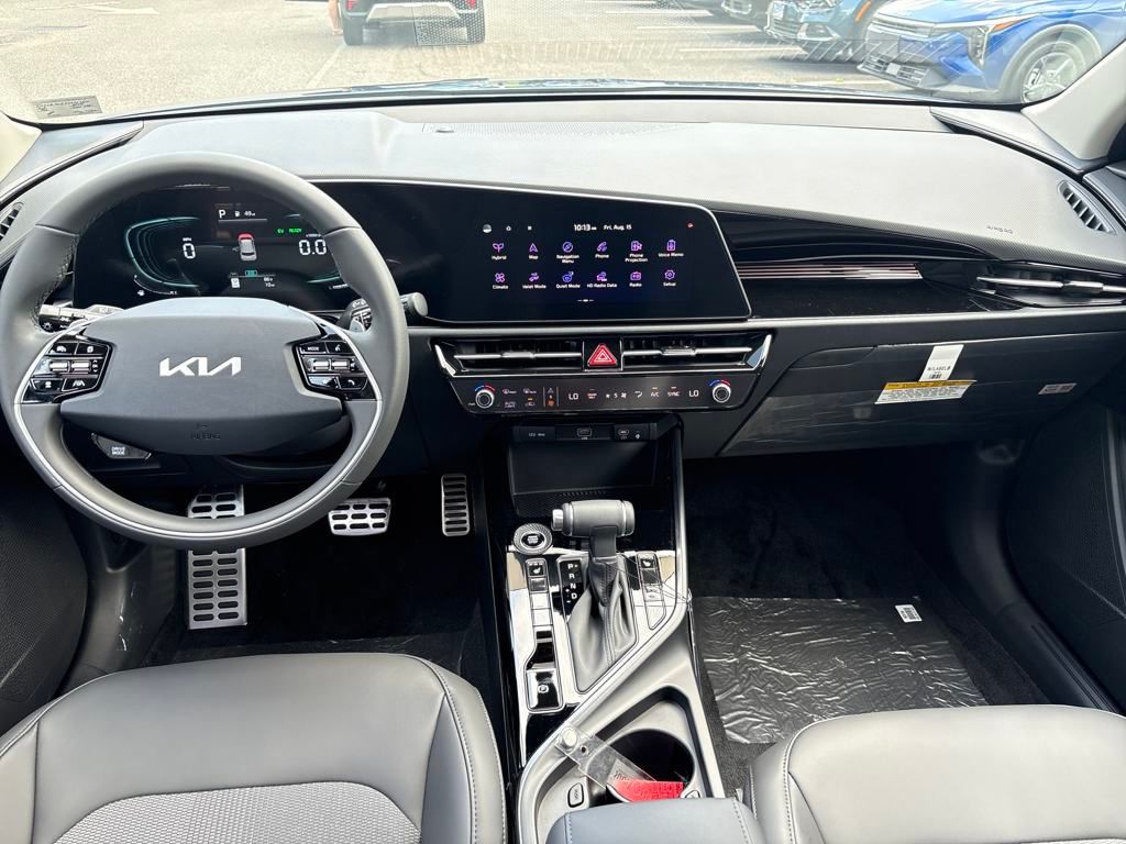 2025 Kia Niro EX Touring photo 24