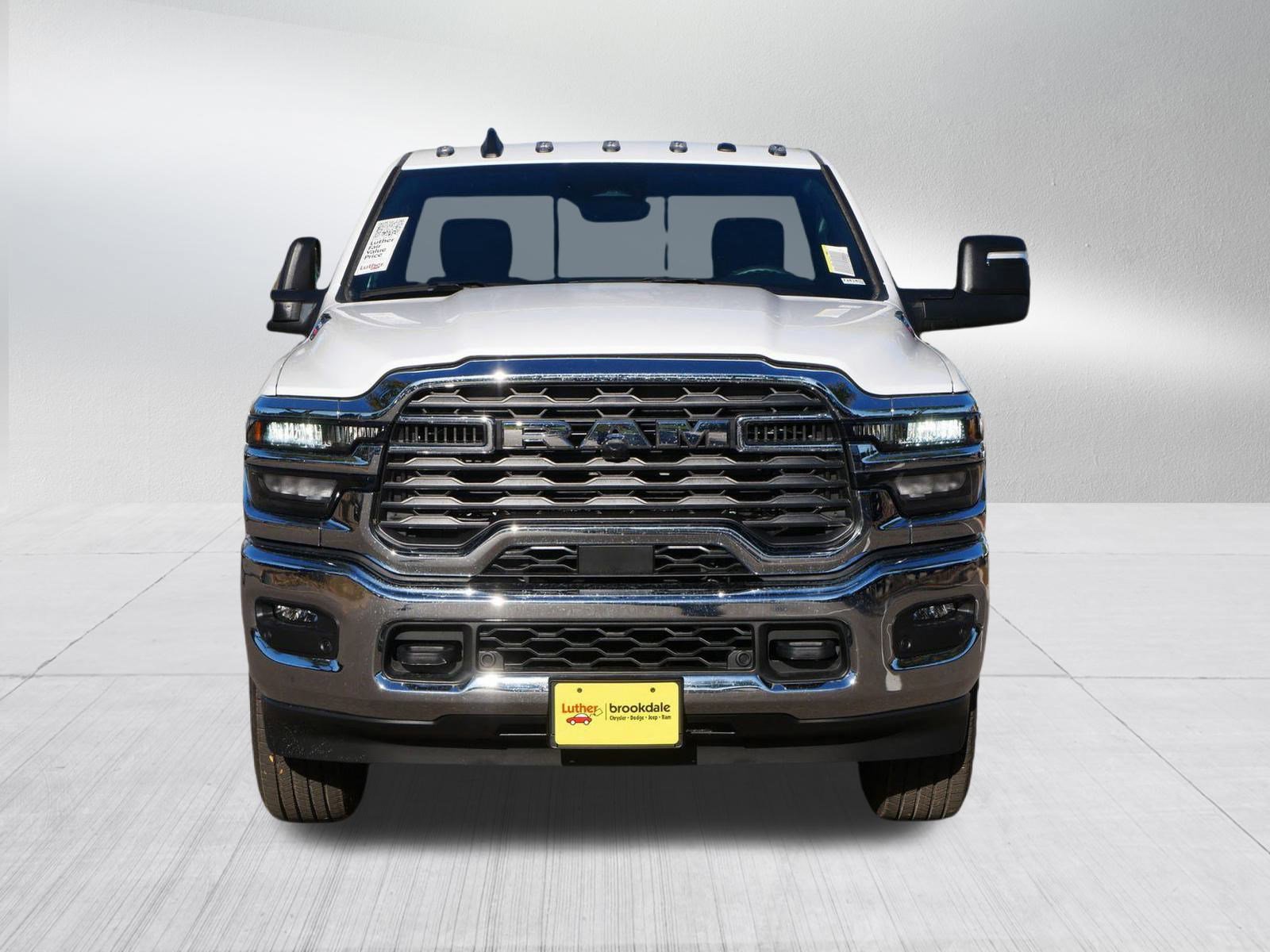 2026 Ram 3500 Tradesman photo 2