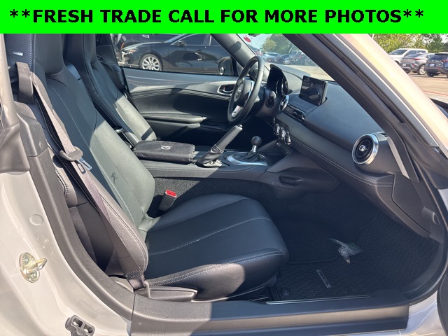 2024 Mazda MX-5 Miata Miata RF Grand Touring photo 8