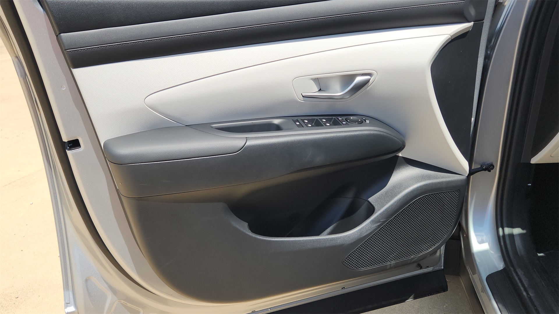 2025 Hyundai Tucson SEL photo 15