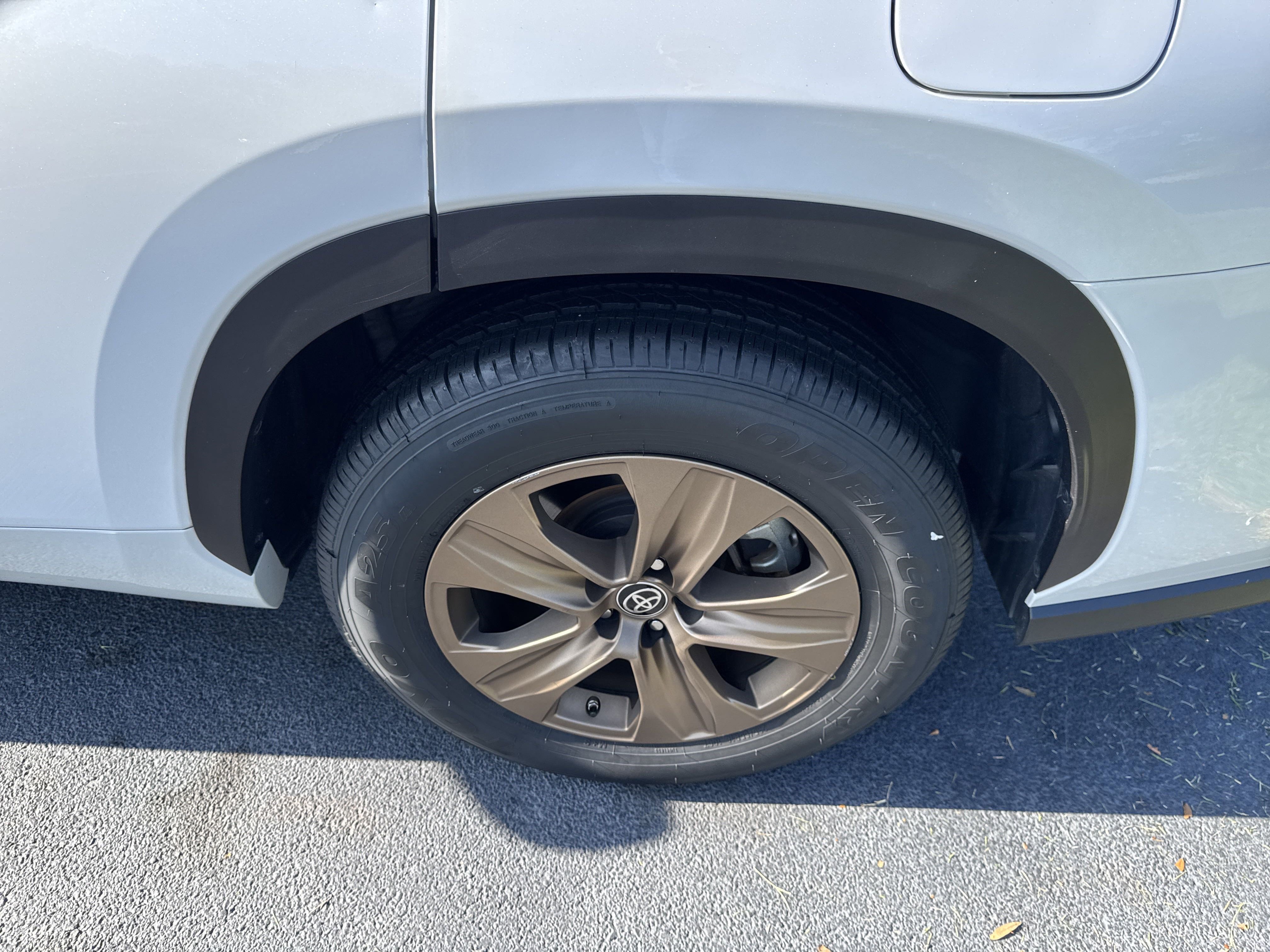 2023 Toyota Highlander Bronze Edition photo 10