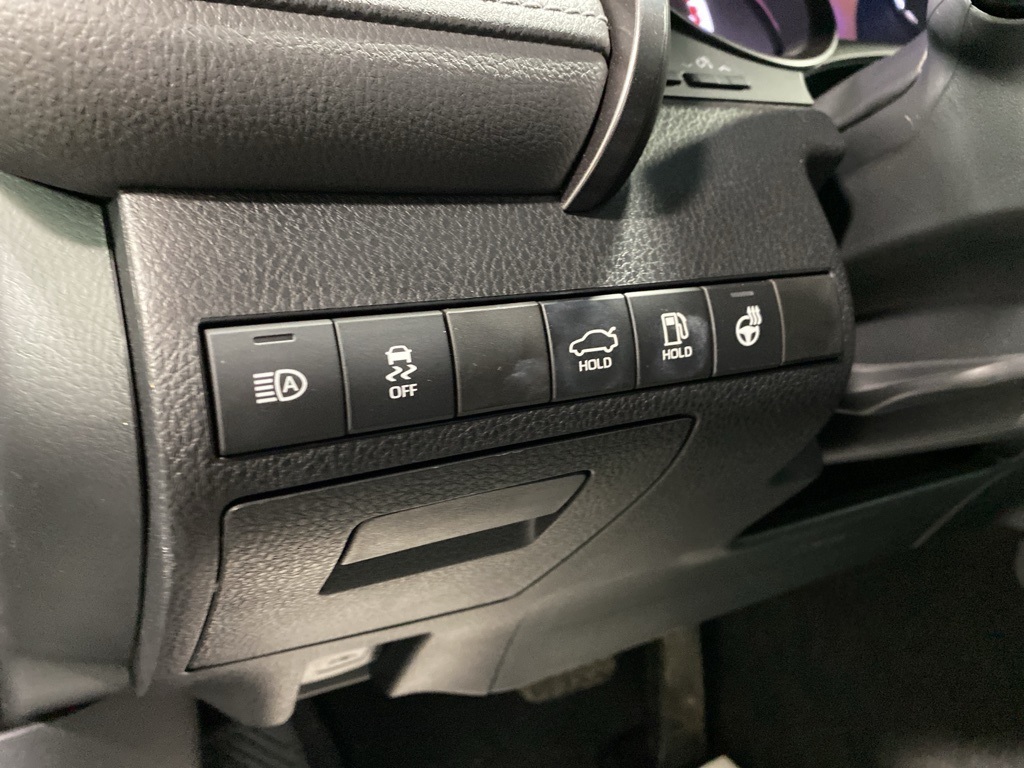 2023 Toyota Camry SE photo 13