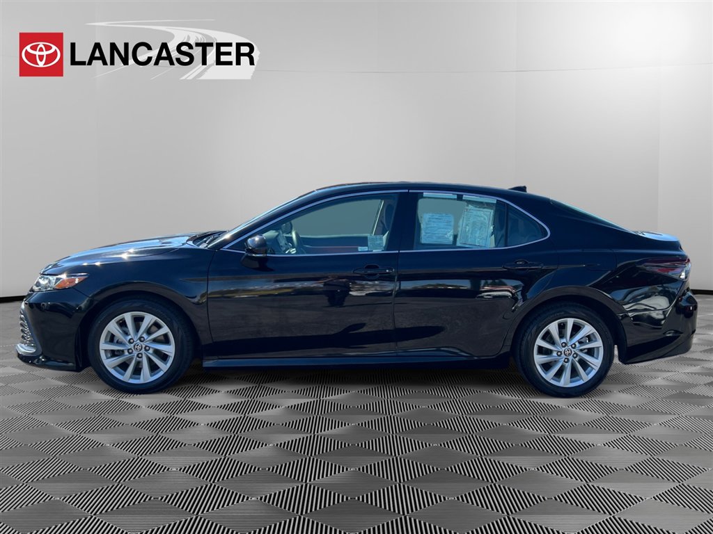 2023 Toyota Camry LE photo 4
