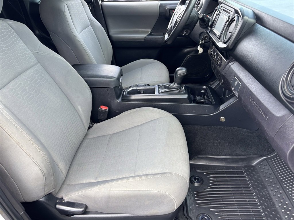 2018 Toyota Tacoma SR photo 20
