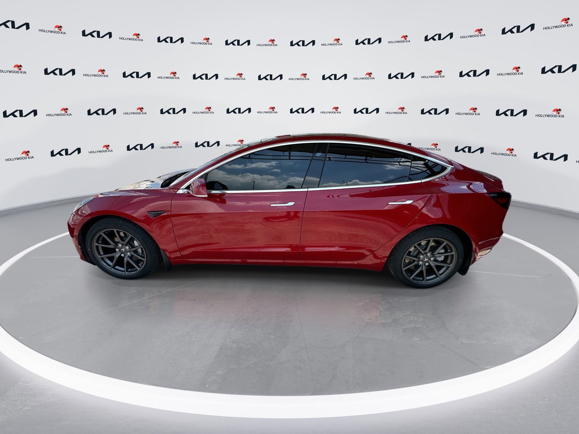 2018 Tesla Model 3 Long Range photo 5