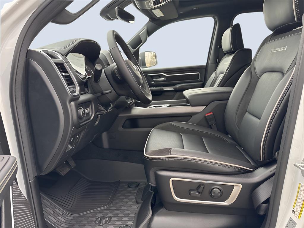 2025 Ram 1500 Laramie photo 10