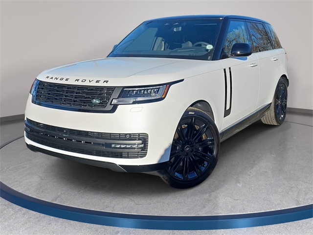 2025 Land Rover Range Rover SE's photo