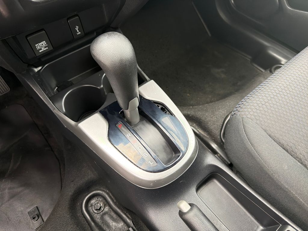 2020 Honda Fit LX photo 35