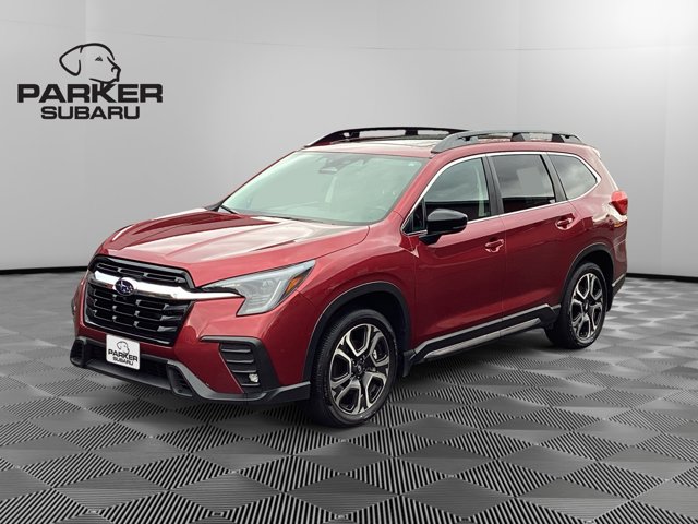 2024 Subaru Ascent Limited's photo