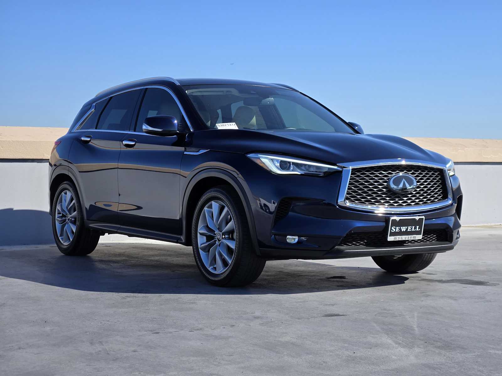 2020 Infiniti QX50 Luxe photo 3