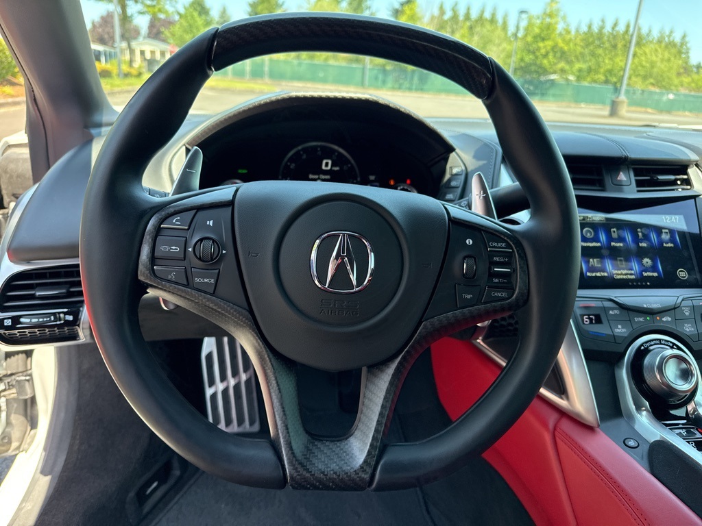 2017 Acura NSX Base photo 12