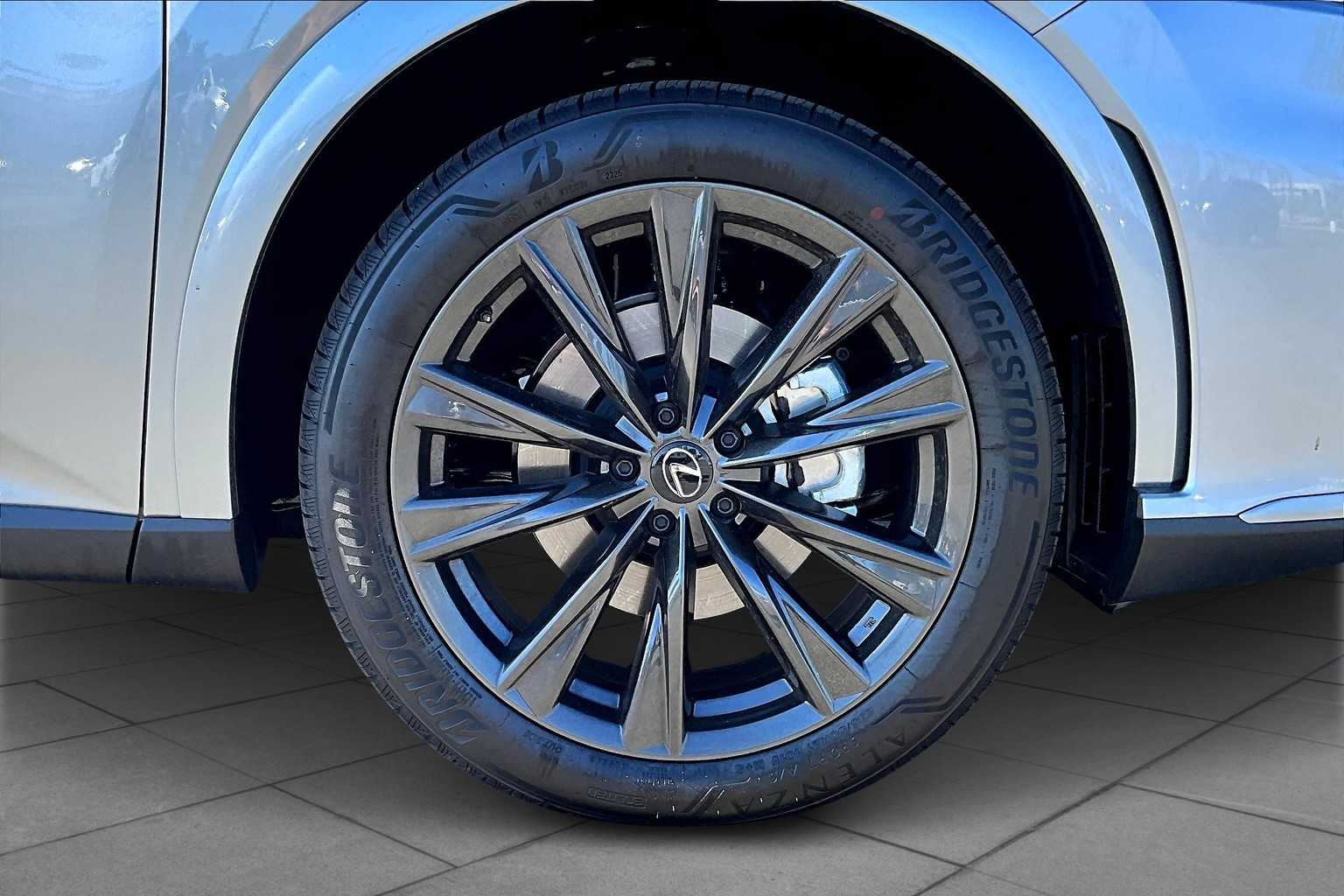 2025 Lexus RX 350 F SPORT photo 8