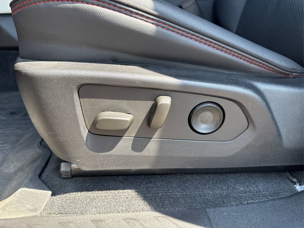 2023 Gmc Canyon AT4X photo 40