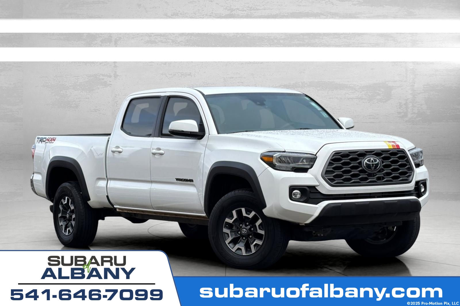 2023 Toyota Tacoma TRD Sport's photo