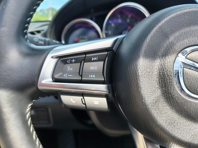 2022 Mazda MX-5 Miata RF Miata Grand Touring photo 6
