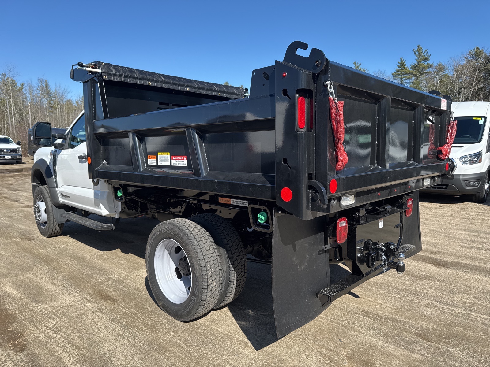 2025 Ford F-550 XL photo 4