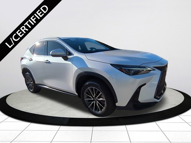 2024 Lexus NX 250's photo