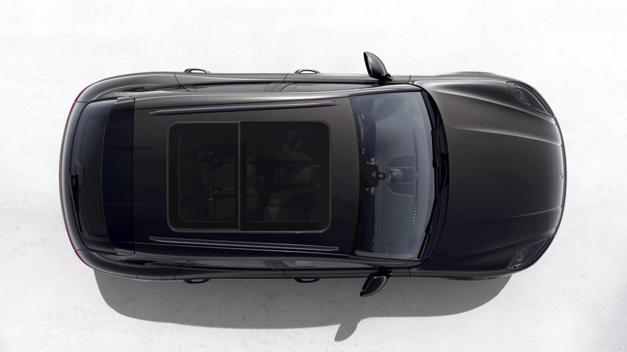 2026 Porsche Macan T photo 4