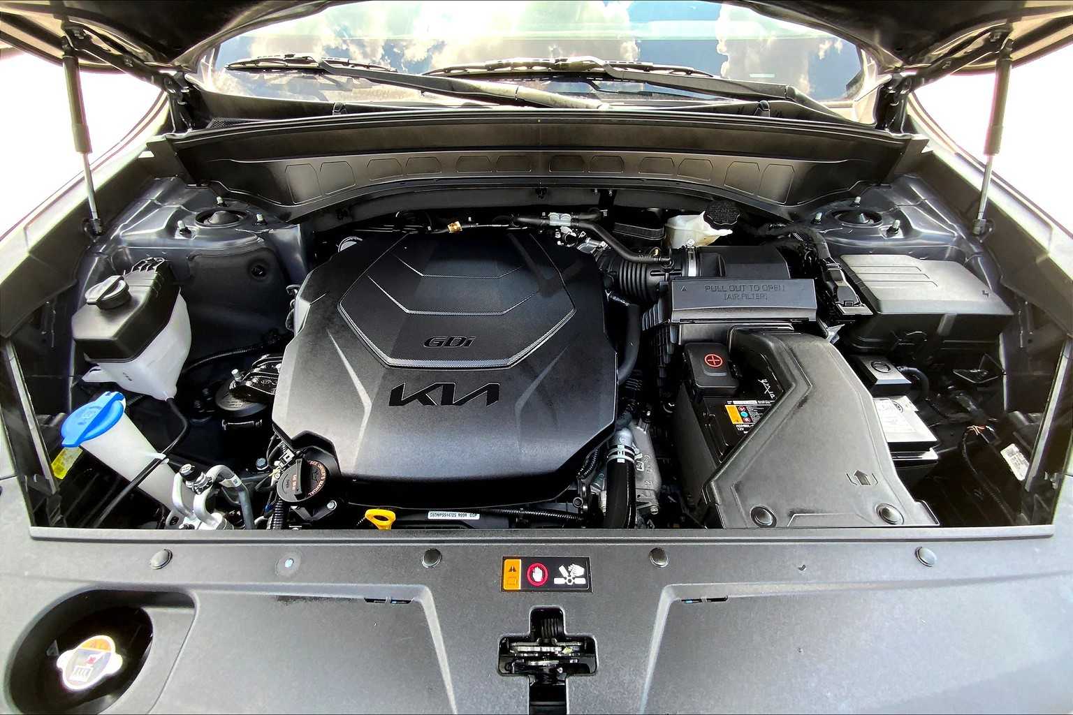 2023 Kia Telluride S photo 28