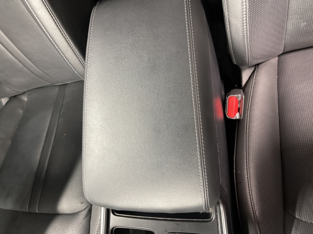 2024 Kia Sorento S photo 7