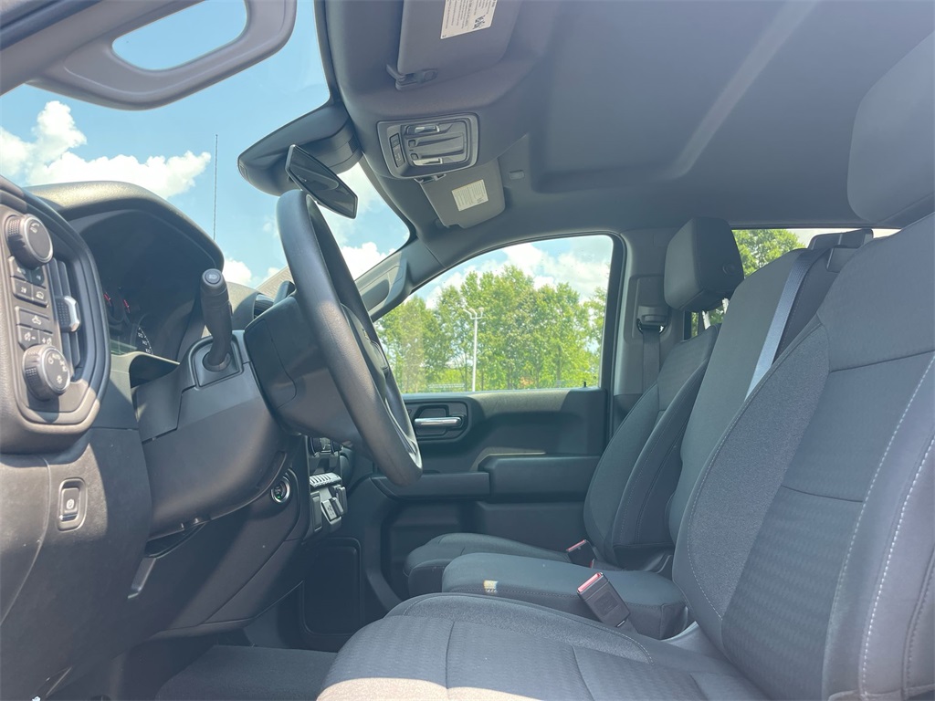 2022 Chevrolet Silverado 1500 Custom photo 8