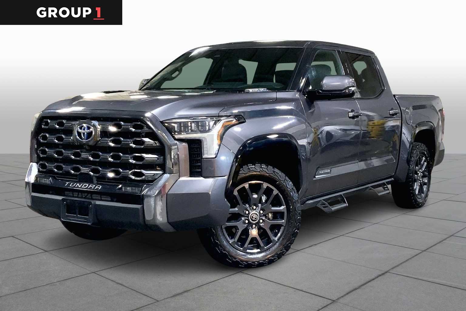 2023 Toyota Tundra Platinum's photo