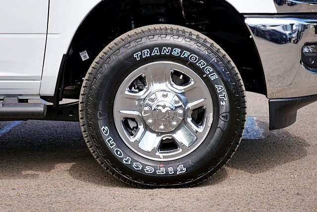 New 2026 Bright White Clear-Coat Exterior Paint RAM Tradesman image 8