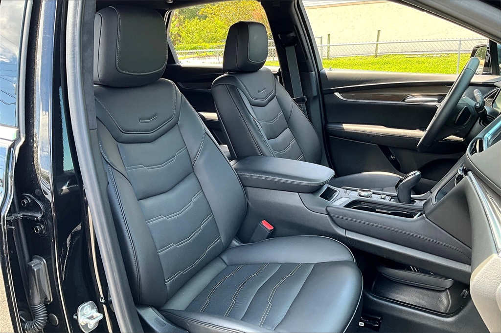 2024 Cadillac XT5 Platinum Premium Luxury photo 27