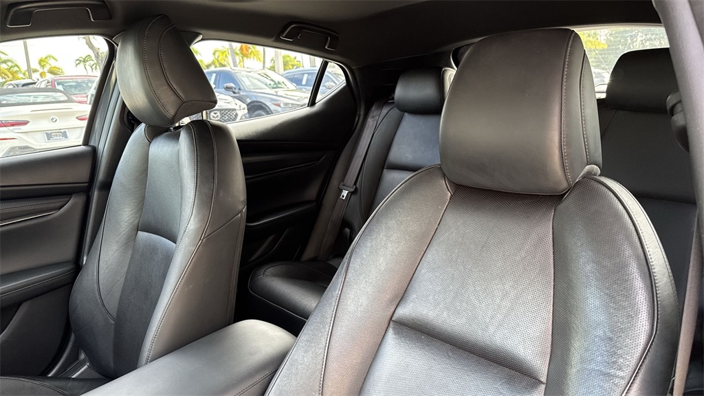 2019 Mazda Mazda3 Premium photo 37