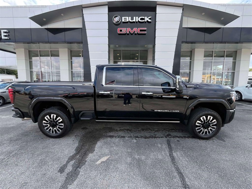 2025 Gmc Sierra 2500 HD Denali Ultimate photo 2