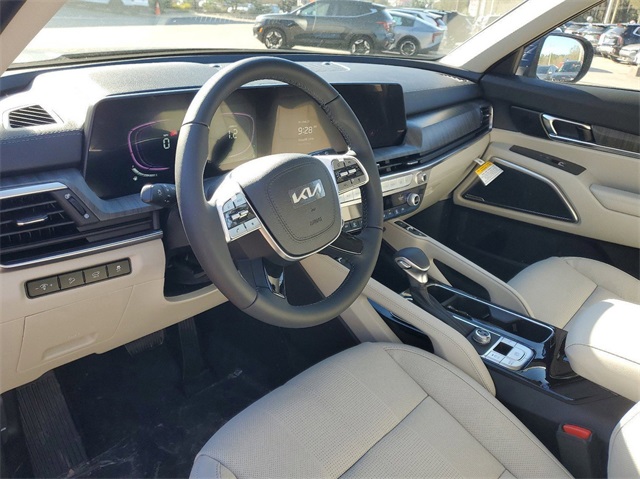 2025 Kia Telluride EX photo 8