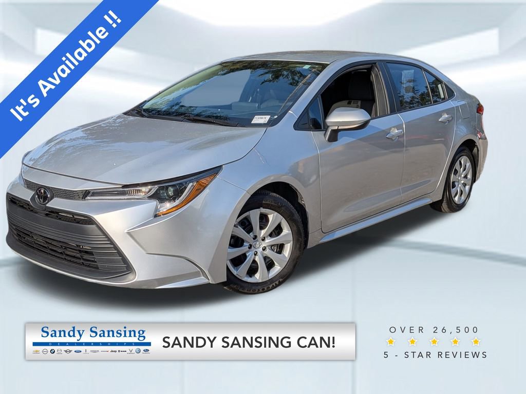 2024 Toyota Corolla LE's photo