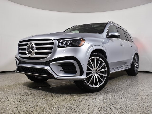 2025 Mercedes Benz GLS 450 4MATIC photo 2