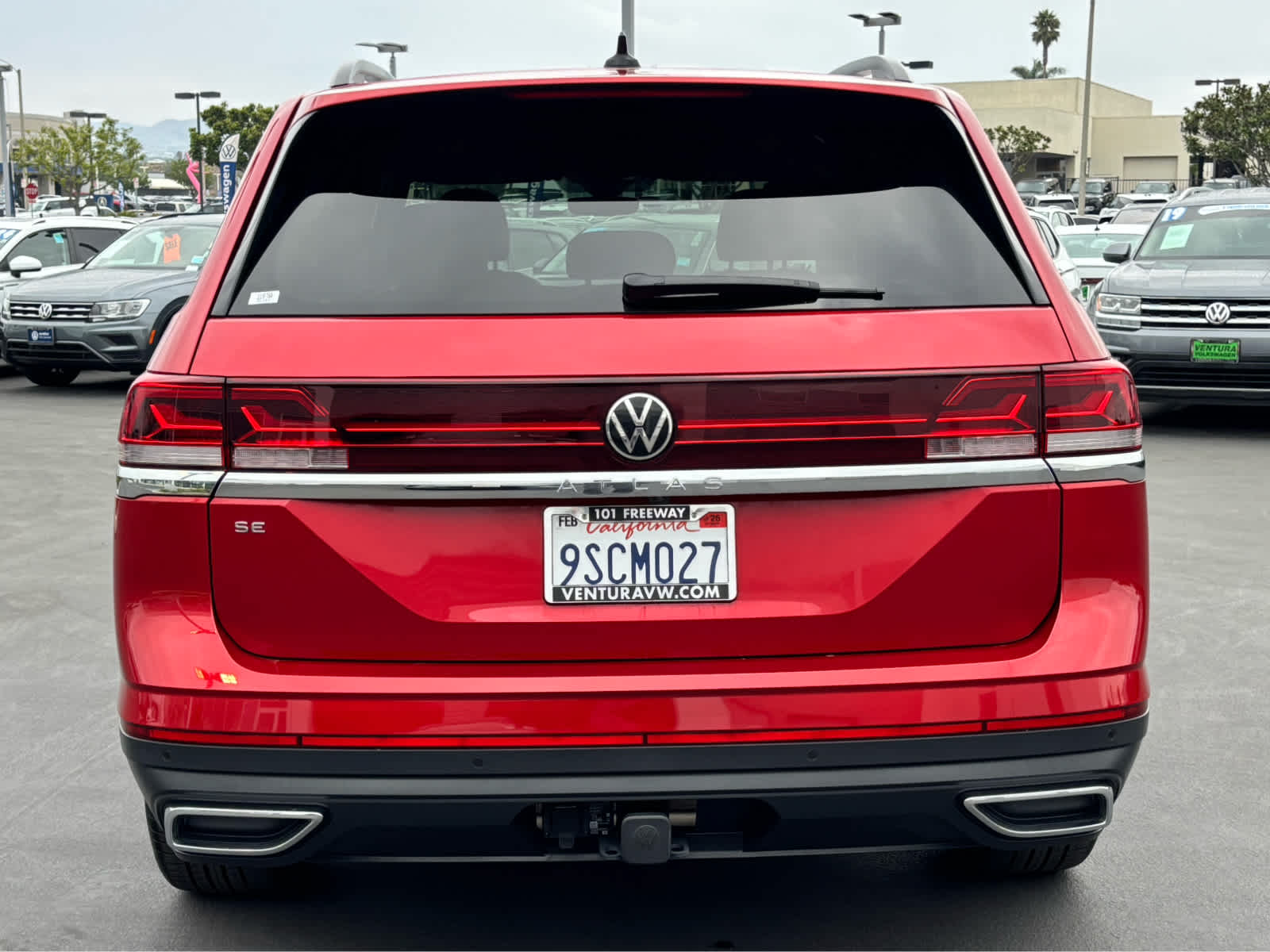 2025 Volkswagen Atlas SE Technology photo 3