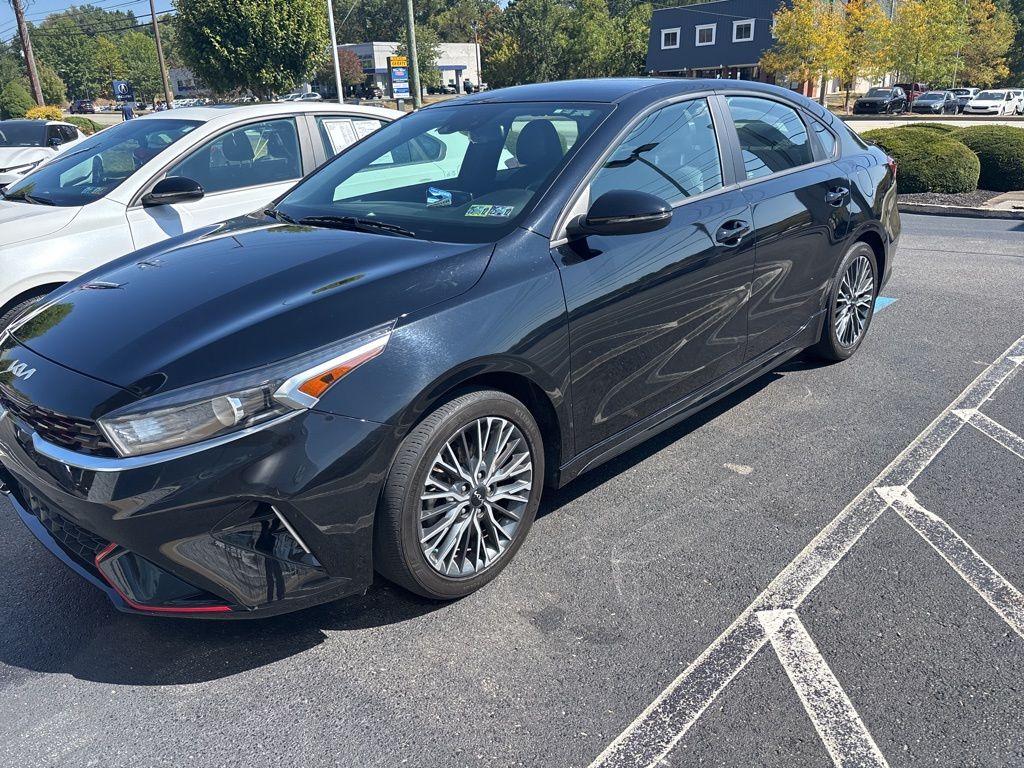 2023 Kia Forte GT-Line photo 12