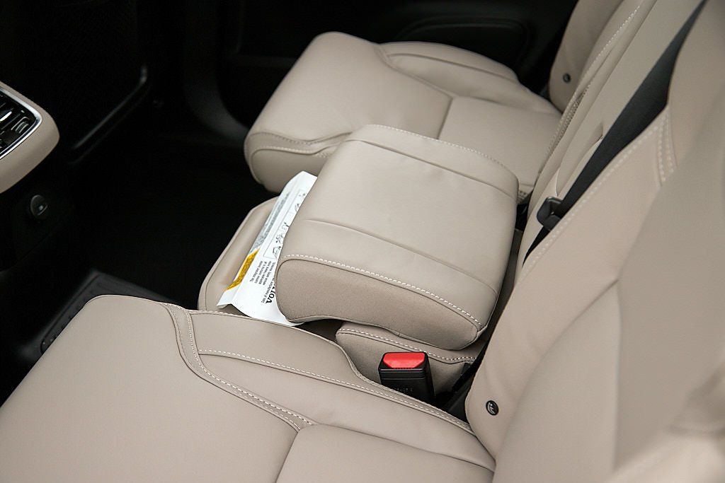 2026 VOLVO XC90 - Image 21