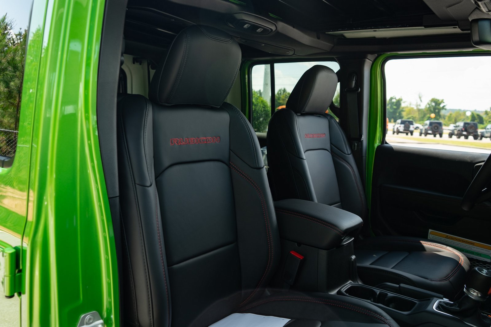 2025 Jeep Wrangler Rubicon photo 31