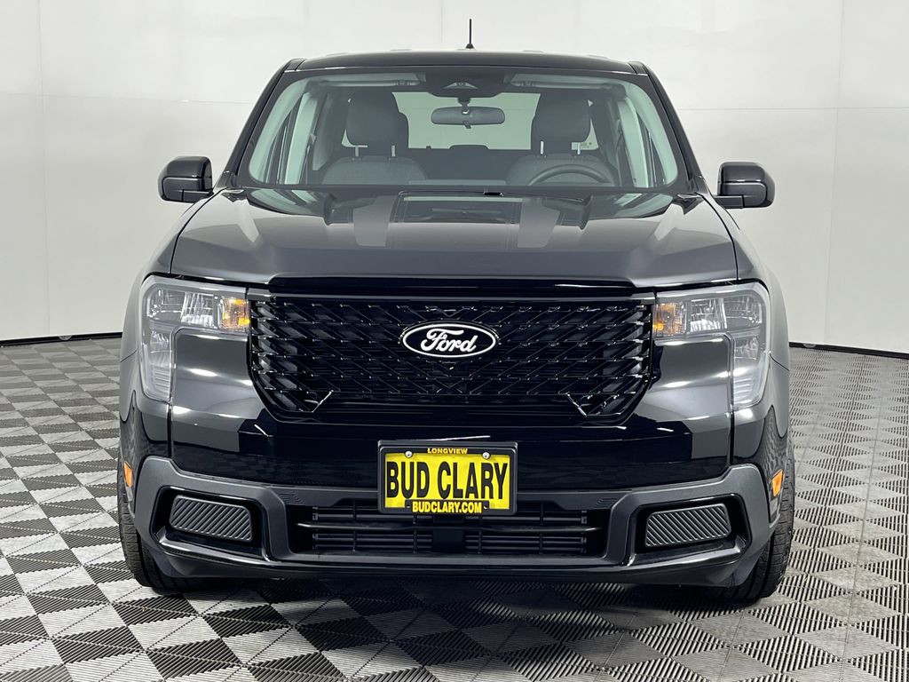 2025 Ford Maverick XLT photo 2