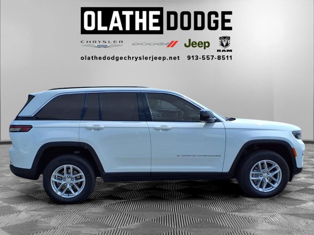 2025 Jeep Grand Cherokee Laredo X photo 27
