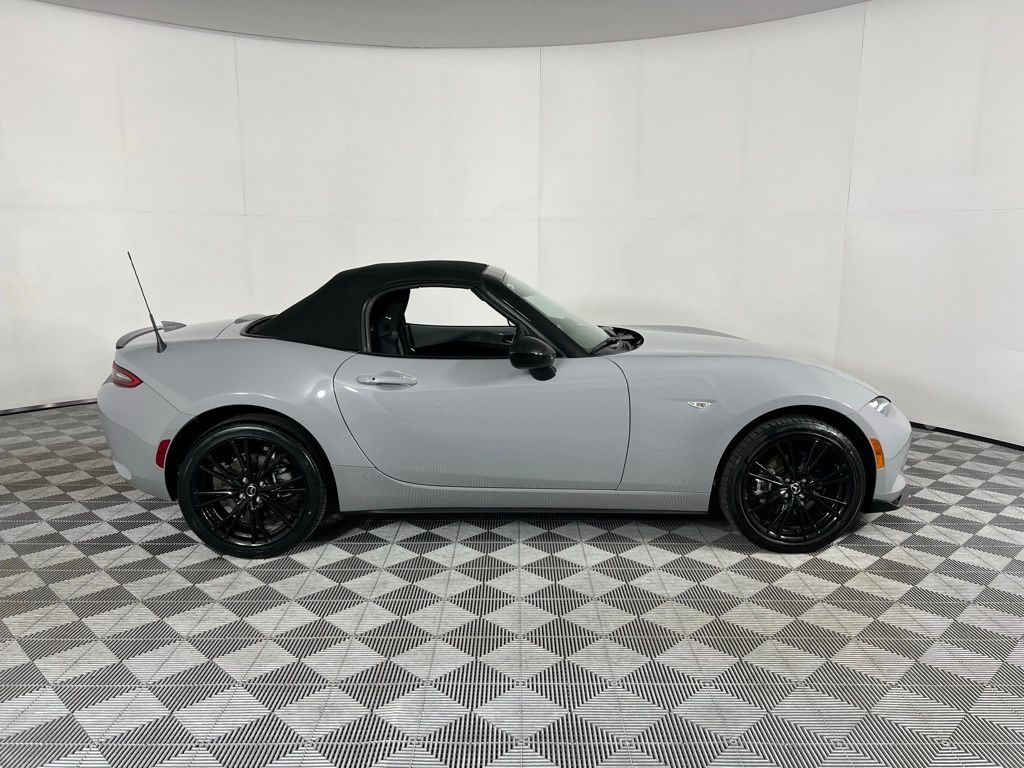 2024 Mazda MX-5 Miata Miata photo 3