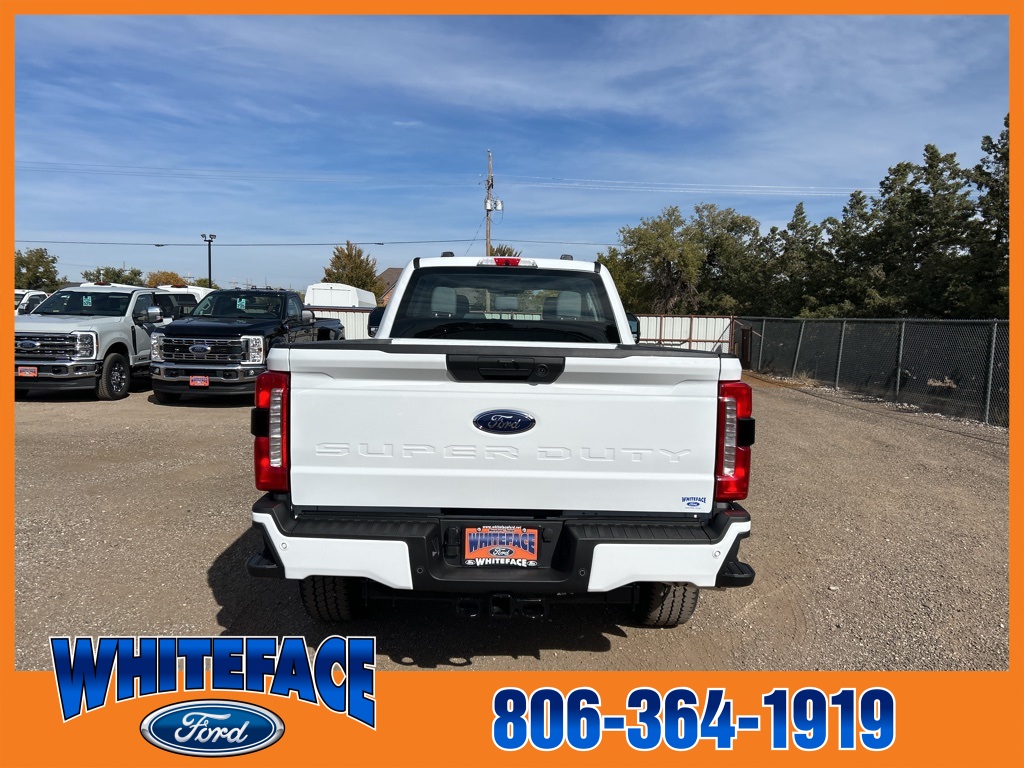 2026 Ford F-350 XL photo 4