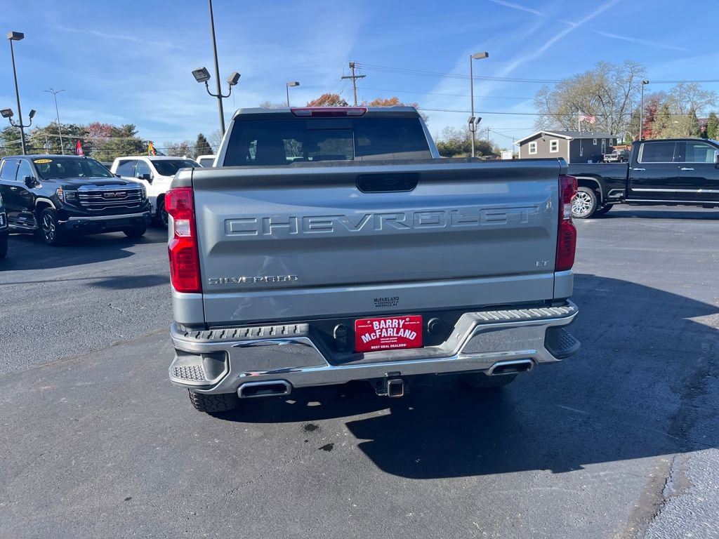 2025 Chevrolet Silverado 1500 LT photo 4