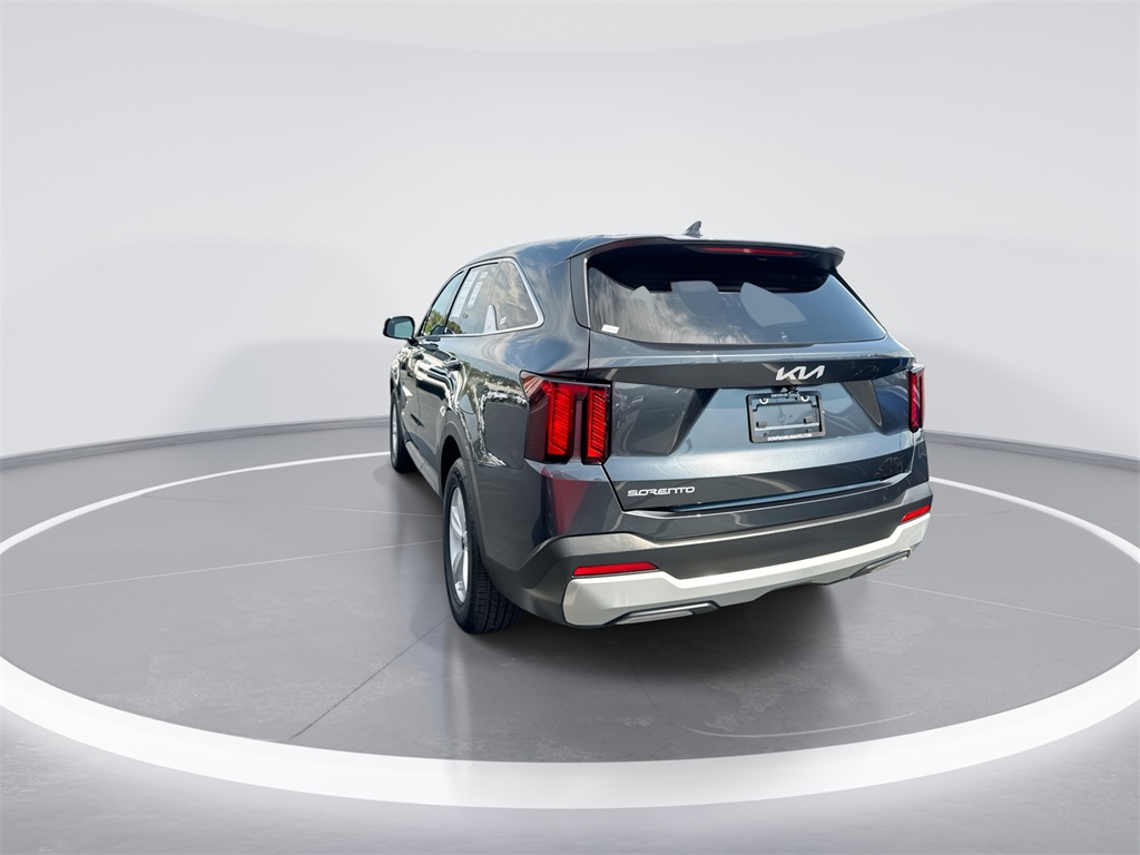2025 Kia Sorento LX photo 5