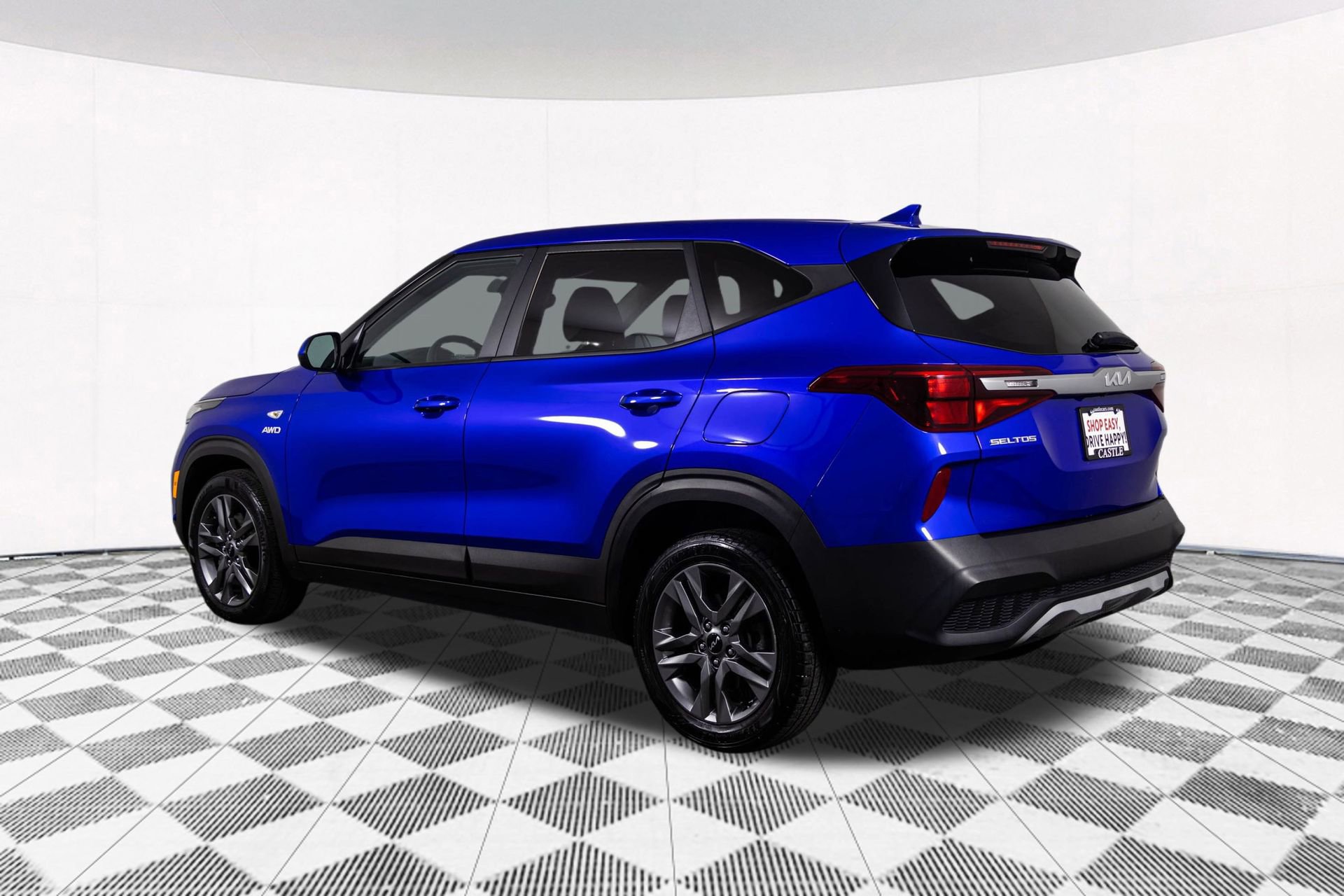 2023 Kia Seltos LX photo 4