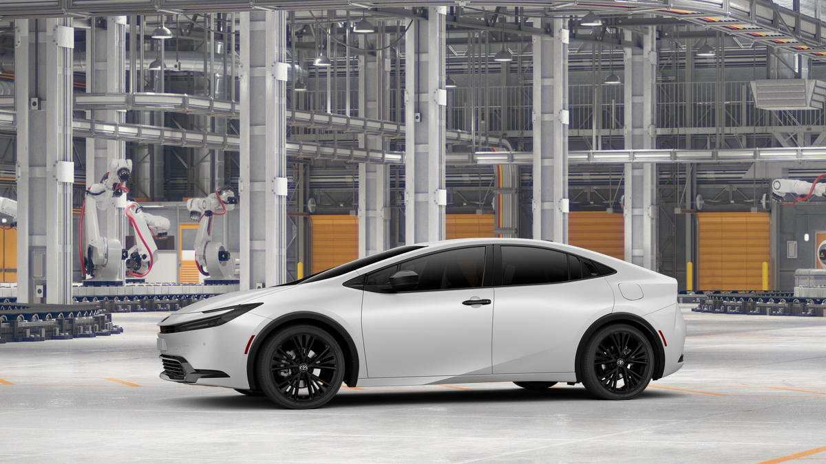 2026 Toyota Prius Plug-in Hybrid Nightshade Edition photo 3