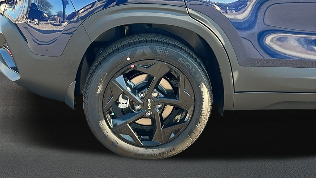 2026 Kia Seltos EX photo 2