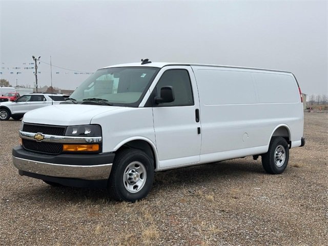 2025 Chevrolet Express Cargo Work Van's photo