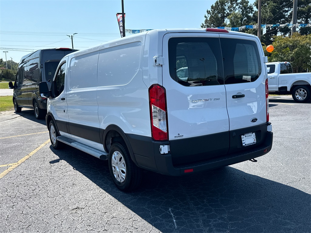 2023 Ford Transit photo 4
