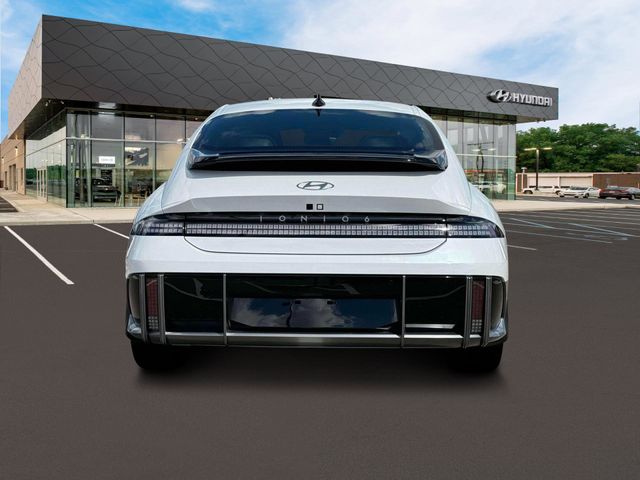 2025 Hyundai Ioniq 6 SE photo 6